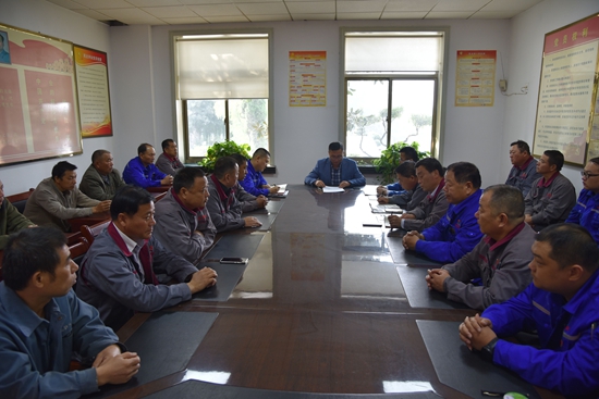 加強(qiáng)黨建引領(lǐng) 爭創(chuàng)模范黨支部— 集團(tuán)召開各黨支部選舉大會(huì)48