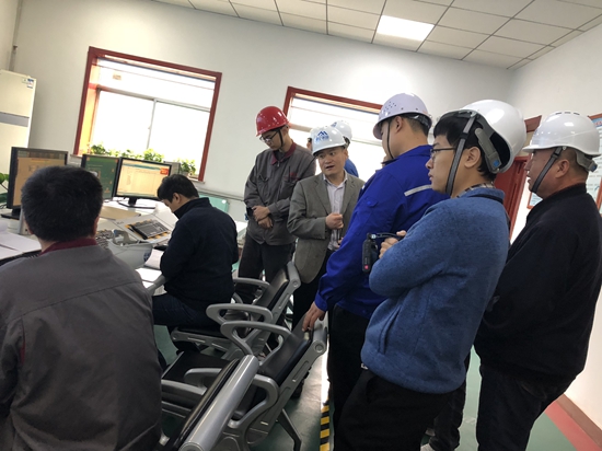 區(qū)應急管理局到魯中水泥檢查安全生產(chǎn)70