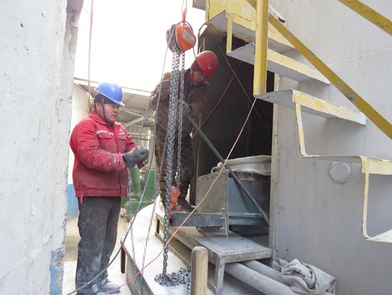 大修進(jìn)行時(shí)，這里有一群可愛的重山人.......95