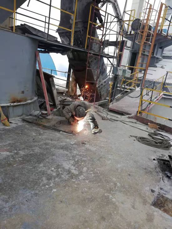 大修進行時，這里有一群可愛的重山人.......（三）82