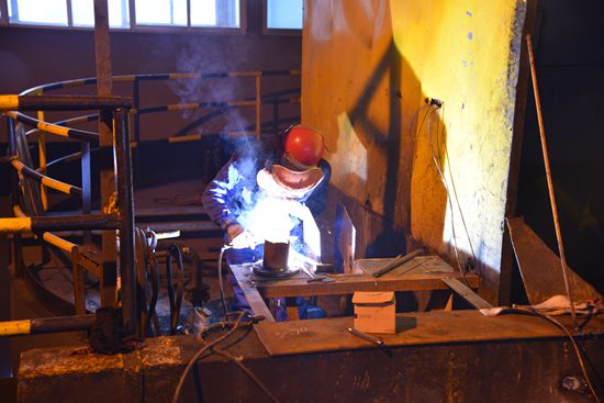 大修進(jìn)行時(shí)，這里有一群可愛的重山人......41