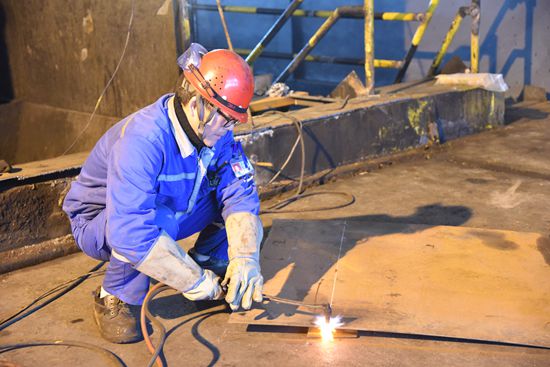 大修進(jìn)行時(shí)，這里有一群可愛的重山人......41