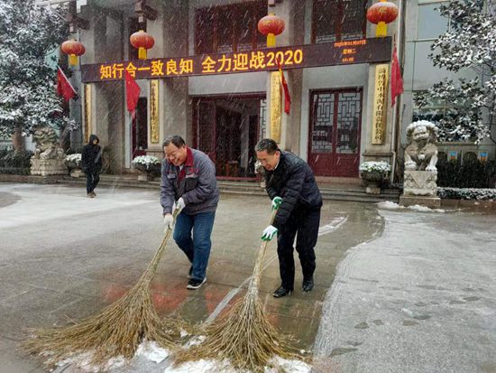 大修進(jìn)行時(shí)，這里有一群可愛的重山人......41