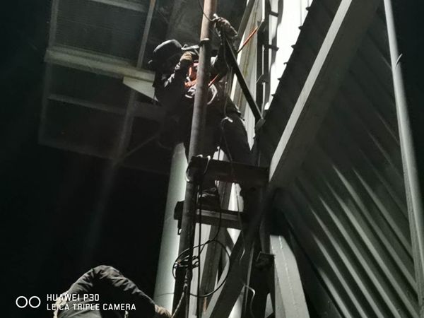 72小時(shí)的搶修“戰(zhàn)疫” ——記魯蒙公司余熱發(fā)電設(shè)備搶修紀(jì)實(shí)3