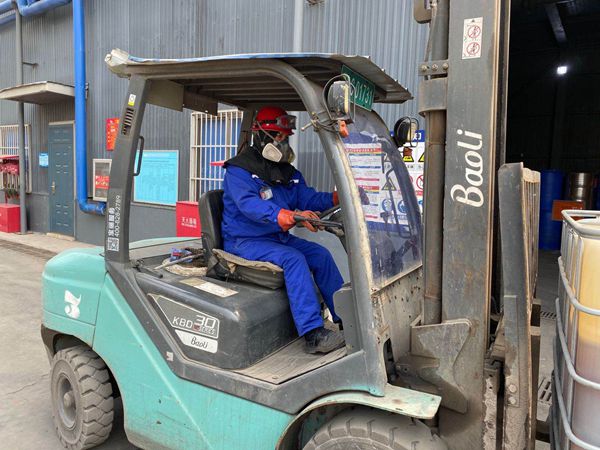 【重山人?重山事】平凡中那抹絢麗的色彩 ——記重山思沃瑞叉車司機(jī)劉成國(guó)1