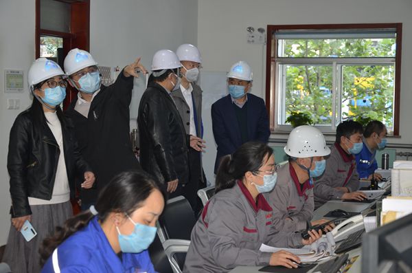 百年建筑網(wǎng)到魯中水泥參觀交流44