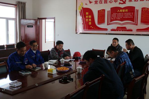 赤峰市生態(tài)環(huán)境局到魯蒙公司檢查指導(dǎo)80