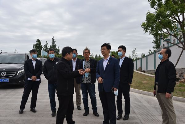 淄川區(qū)副區(qū)長郭亦華到重山集團(tuán)調(diào)研 61