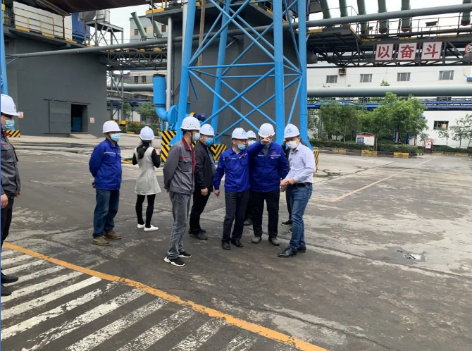 區(qū)應急管理局到魯中水泥安全檢查77