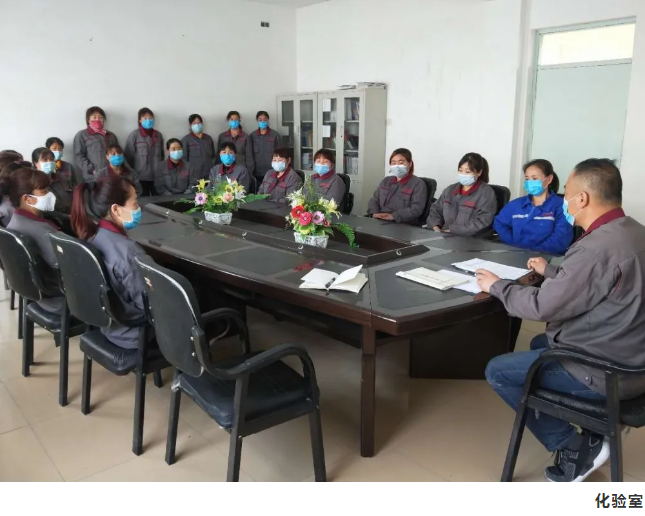 魯蒙公司銷售部、化驗(yàn)室開展集體學(xué)習(xí)活動(dòng)44