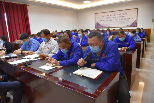 集團機關(guān)、魯中水泥黨支部召開入黨積極分子推選會議57