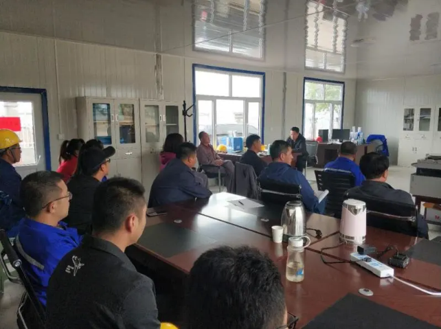 鵬峰化工召開“致良知”思想學(xué)習(xí)會(huì)議72