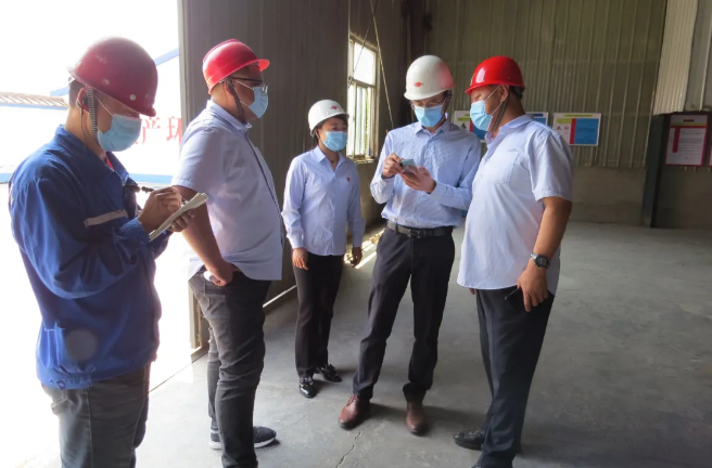 集團公司對鵬峰化工、黃驊三陽進行管理審核52