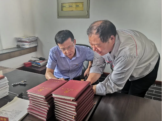 “督察交流”夯實(shí)黨建基礎(chǔ)85