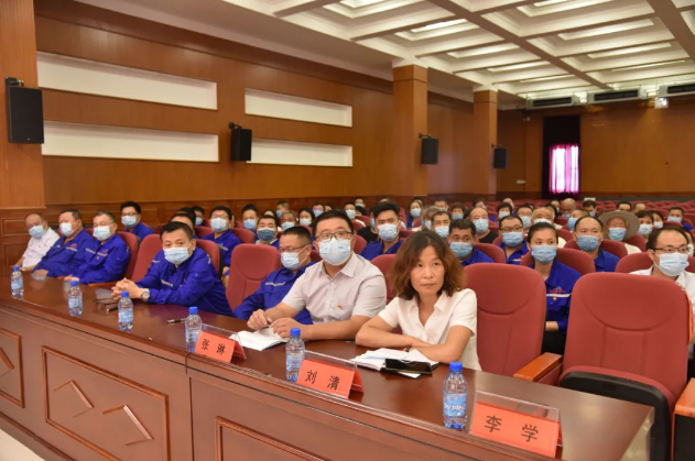 集團黨員參加南韓村慶祝建黨九十九周年大會99