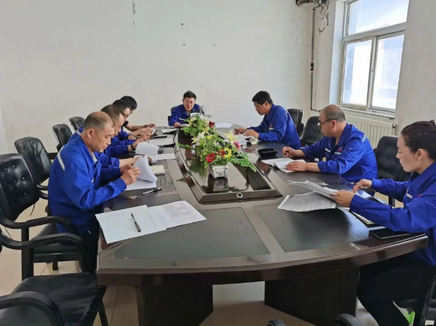 魯蒙水泥召開月度經(jīng)營分析會(huì)96