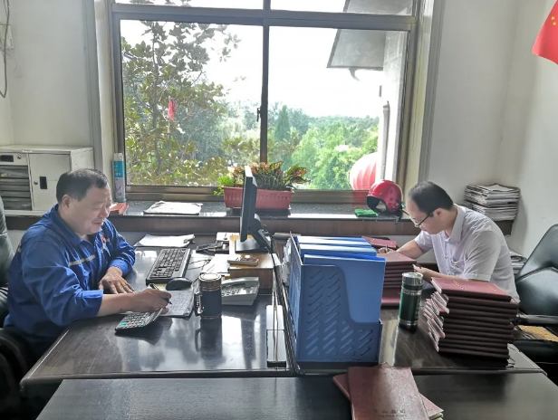 開展黨建督查 推動(dòng)工作落實(shí)——集團(tuán)開展7月份黨建月度督查37