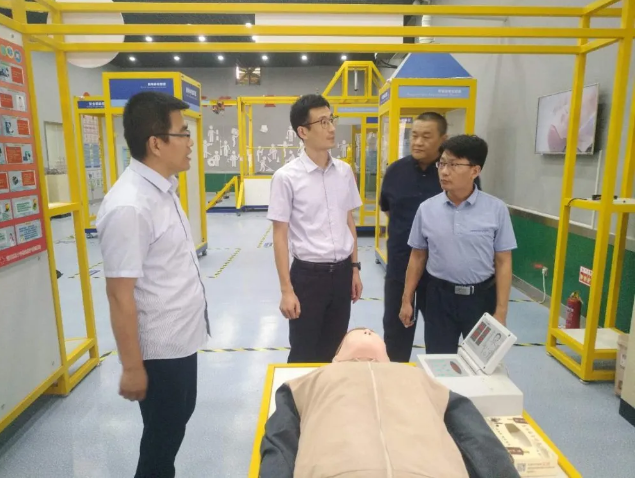 淄川區(qū)紅十字會(huì)到集團(tuán)考察調(diào)研54