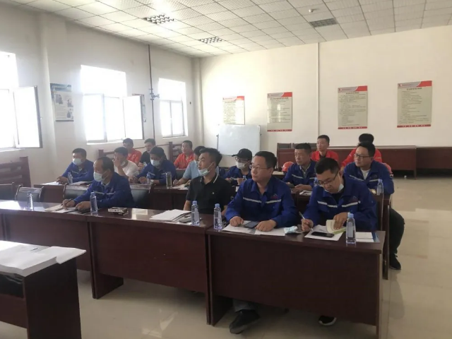 鵬峰化工組織安全培訓(xùn)39