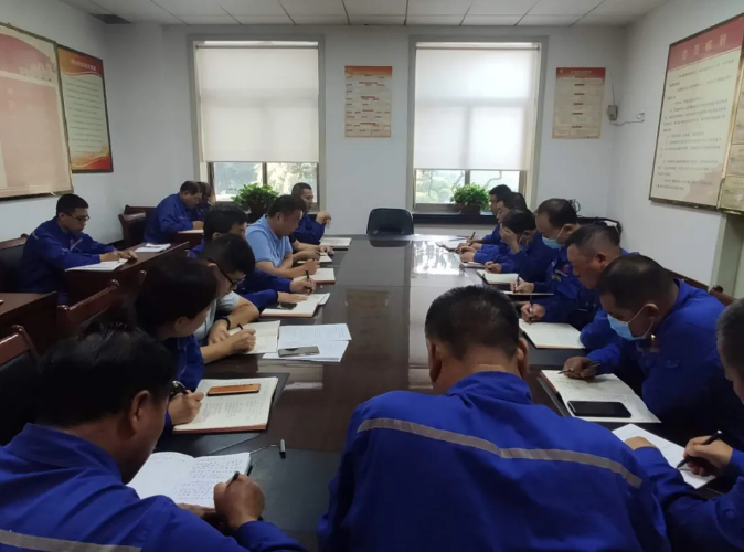 魯中水泥召開部門聯(lián)席會議97