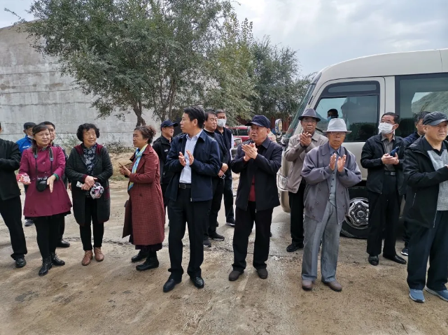 巴林左旗考察團到鵬峰化工參觀考察85