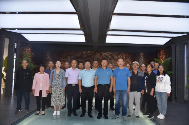 凝聚紅色力量 踐行初心使命——東劉村黨支部、泉子村黨支部走進(jìn)重山集團(tuán)79