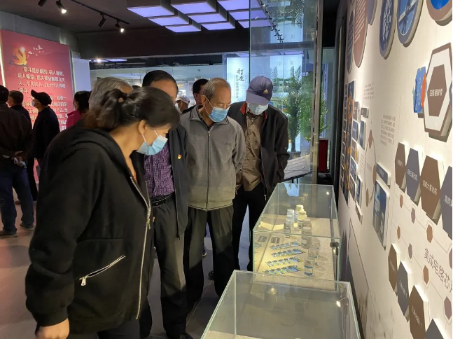 北韓村到重山集團(tuán)參加企業(yè)開放日活動(dòng)20