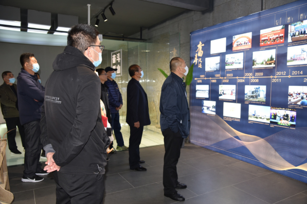 踐行初心使命 服務淄川發(fā)展——淄川區(qū)服務業(yè)發(fā)展服務中心黨支部走進重山集團46